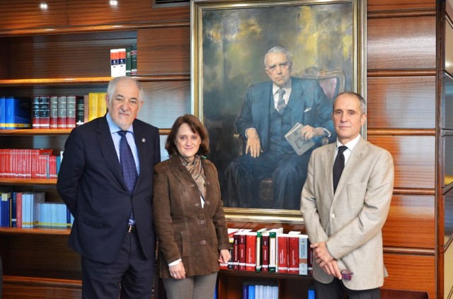 El Presidente del TC firma un Convenio de Donación del Legado Documental del primer Presidente de la institución, Manuel García-Pelayo, con sus familiares